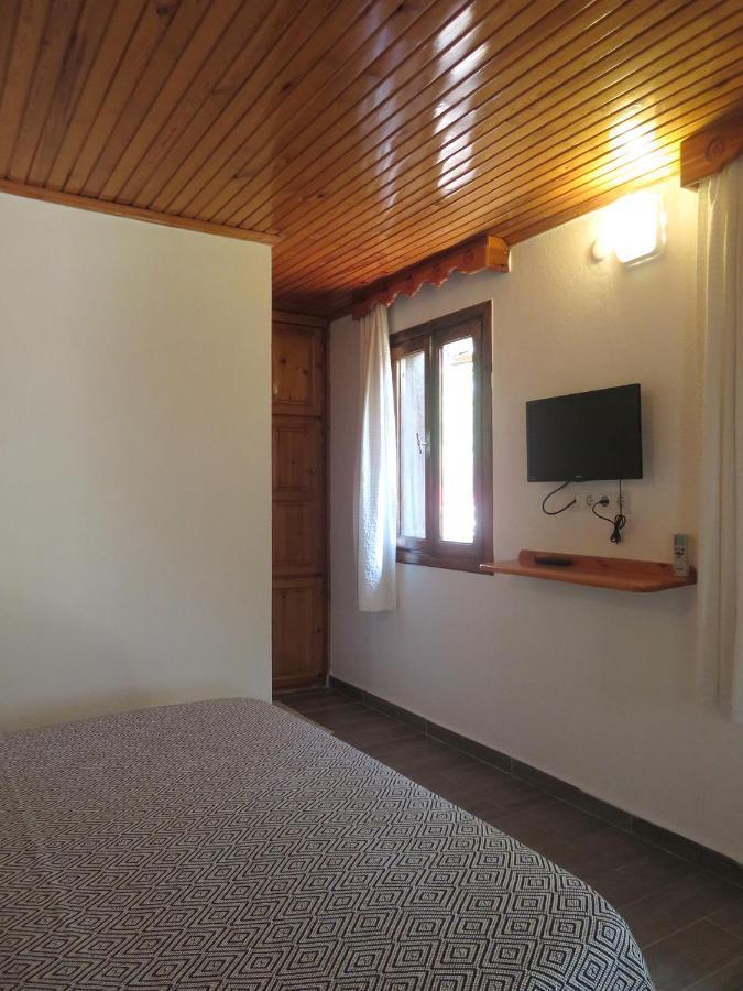 גומושלוק Arriba Pension & Restaurant מראה חיצוני תמונה